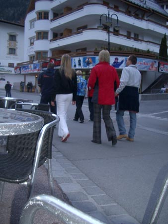 017 - 20050428 20-11-34