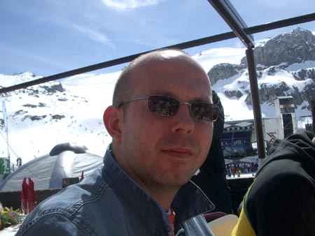 143 - 20050430 11-23-13