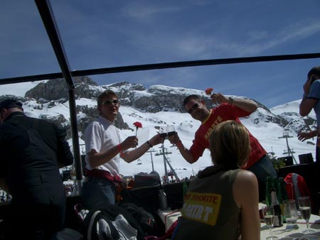 235 - 20050430 15-08-41